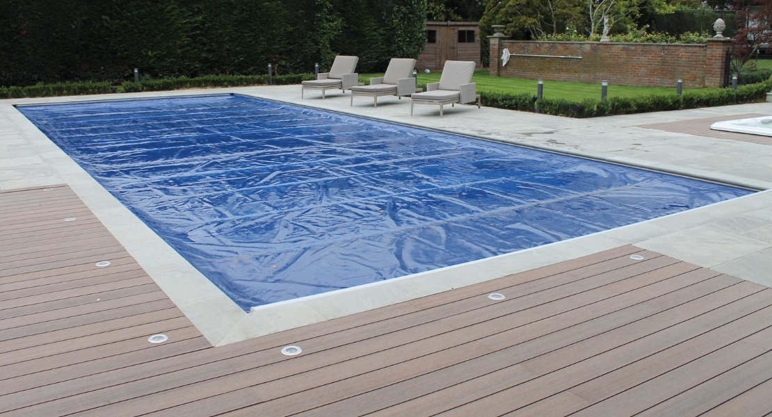 Swimming pool cover