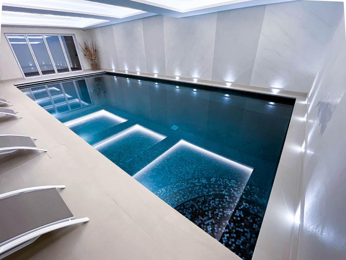 Indoor swimming pool