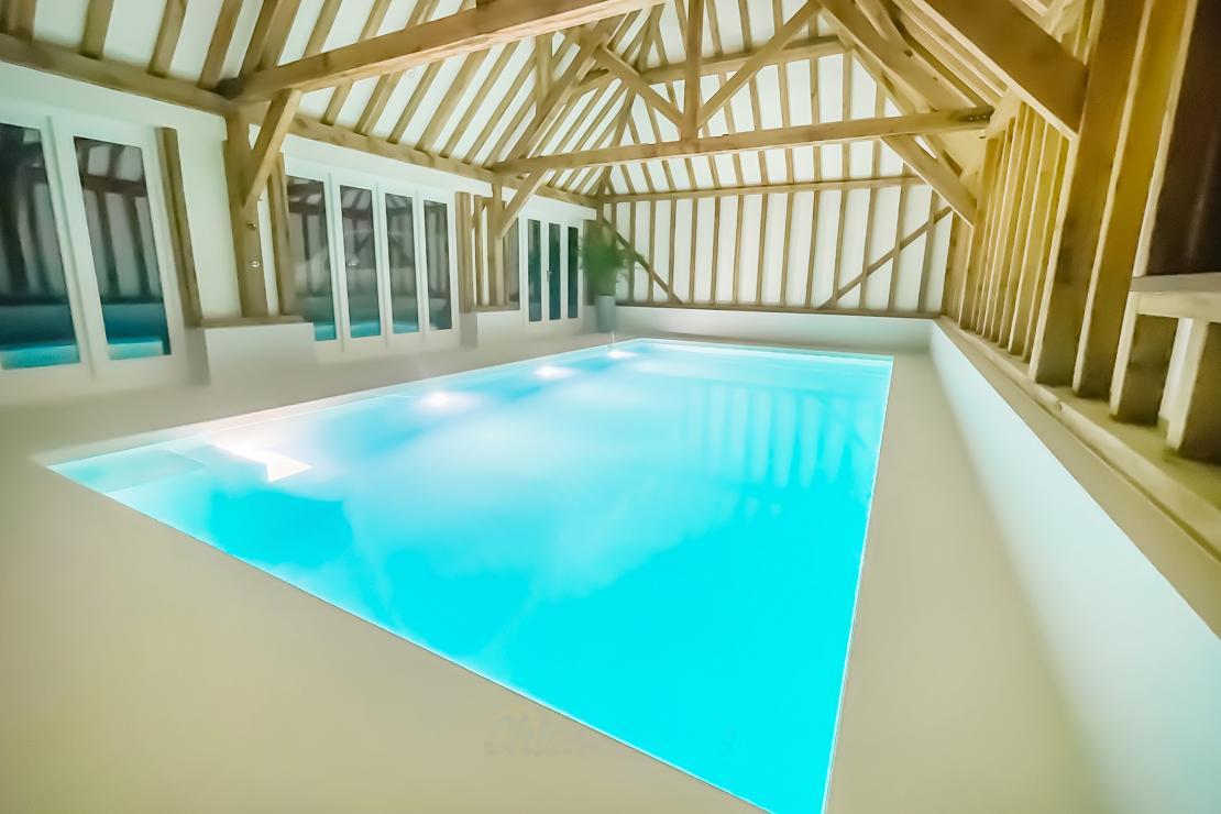 Indoor swimming pool